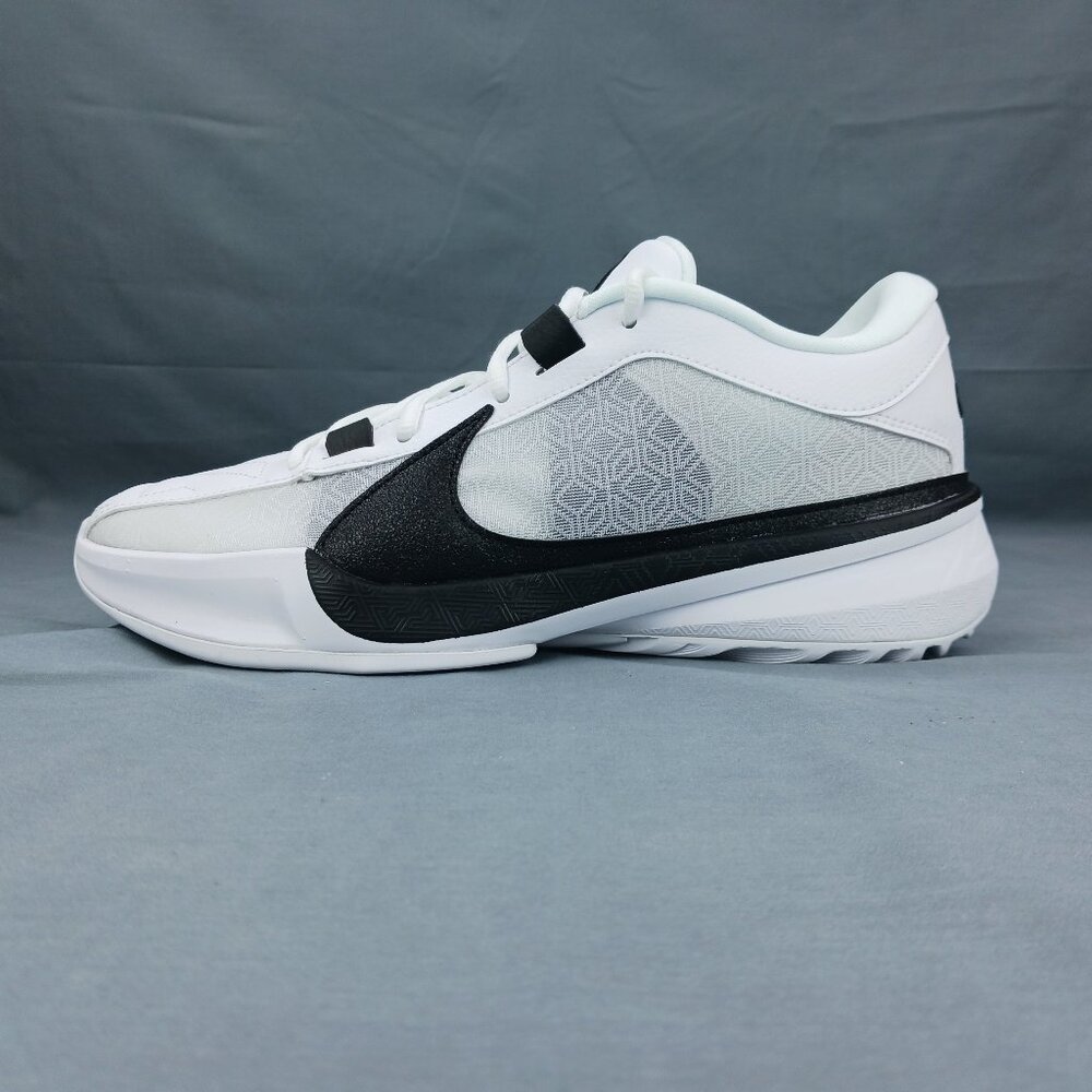 Nike Giannis Freak 5 Men's Running Shoes White Black DZ2946 100 Sizes 9-12